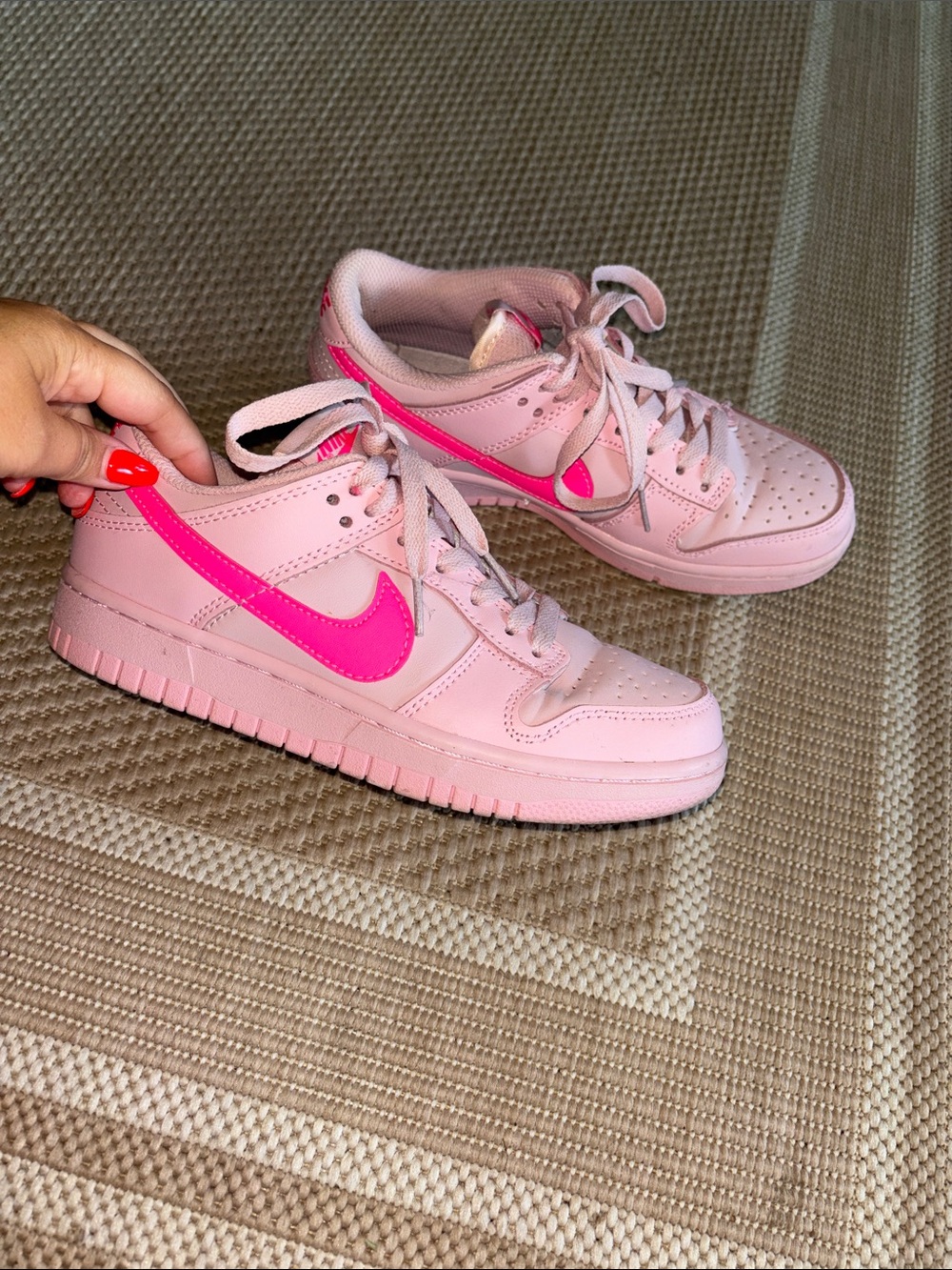 Nike Triple Pink Dunks